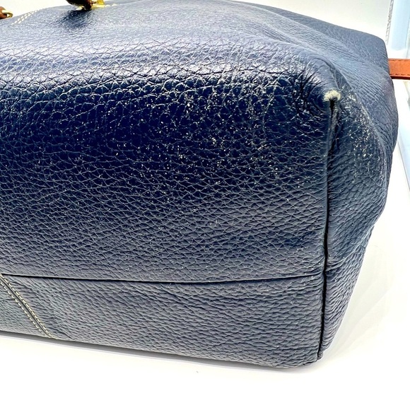 DOONEY & BOURKE navy blue pebbled leather shoulder bag serial number K83… - Picture 11 of 16